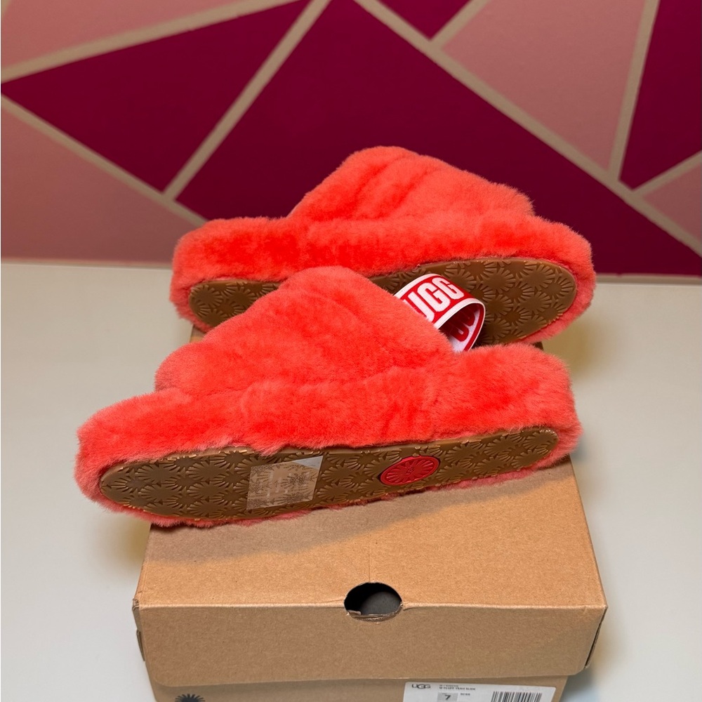 UGG Fluff Yeah Women Slides - Coral - Picture 4 of 6